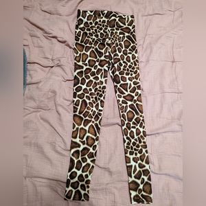 Blackmilk giraffe leggings